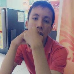Kamu adalah apa yg selalu aku tulis. Tapi aku adalah apa yang tak pernah kamu baca