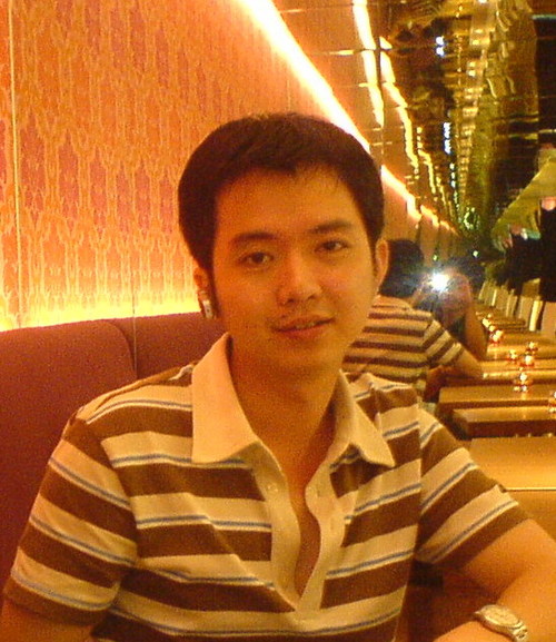 robert_harsa's profile picture. 