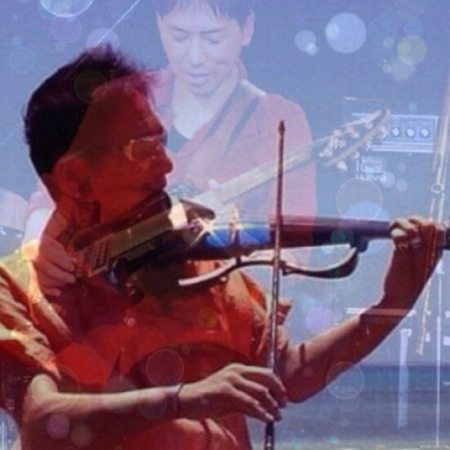 Electric violinist, Guitarist, Composer. 全国バンドコンテストでグランプリの後リゾートホテル等で演奏。アメリカのラジオ局でオリジナル曲が放送された。現在は作曲を中心に活動。まだ５２才の若僧。