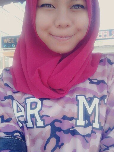 dancer . negerisembilan . i love you my twinkletwin : ryni syahrial :*  heartbeat @raziqSunBeAr