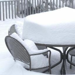 PatioWeather's profile picture. Look at all this weather. See my deck chair??? Look at it!!!