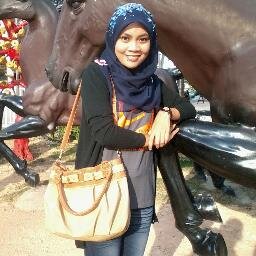 Setiap insan pasti ad kekurangannyer,terimalah dia seadanye.