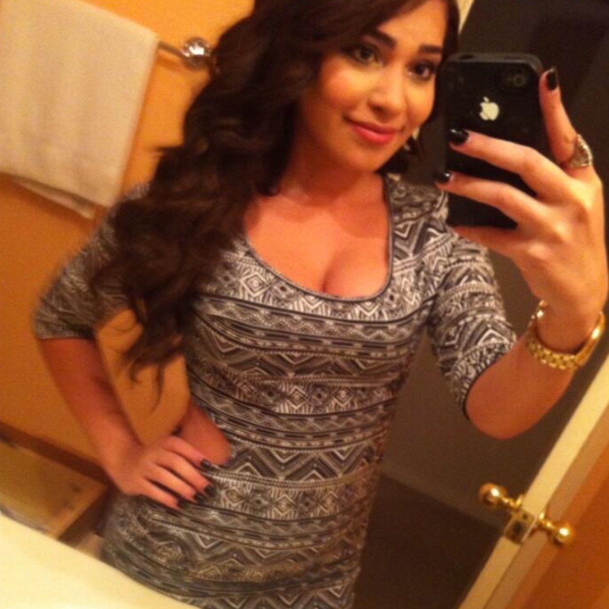 GabrielaKinseyK's profile picture. Gabby kins✨ 
19, Austin Tx
Don't be a stranger! I follow back☺️