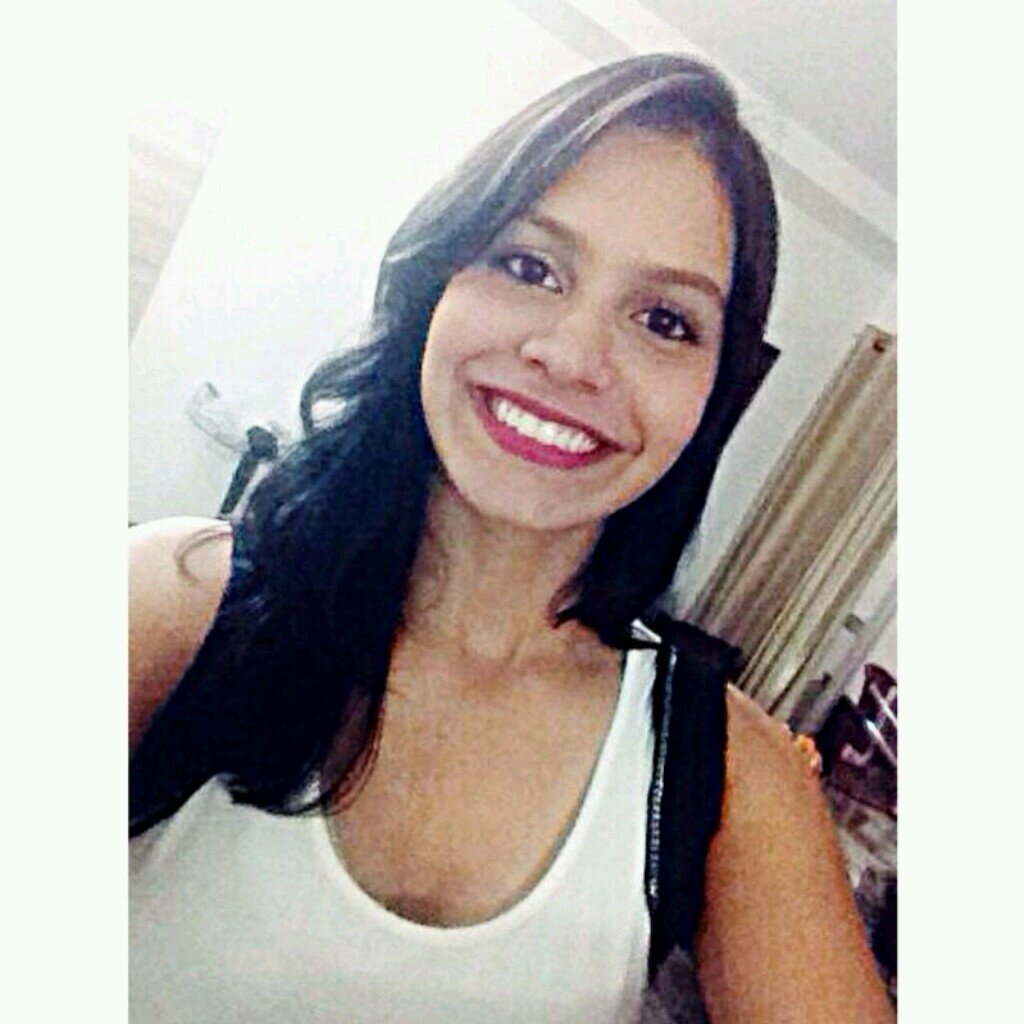 Se você se acha um ninguém, saiba que Deus pega o ninguém para confundir aqueles que acham que são alguém.