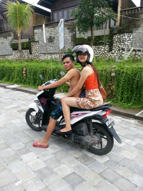 My wife  @popyromadon