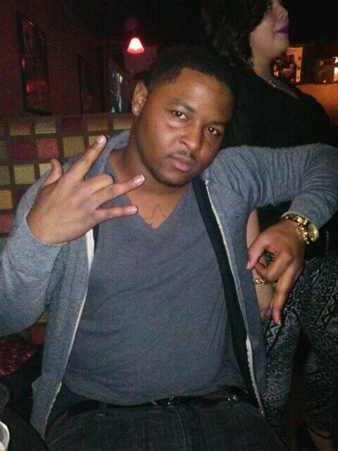 money is all i know #teamfollowme #teamsmokedout #freebean.5om #FASTMONEYGANG F.M.G #majorbu5ksbit5h yal do sum produ5tive n follow a real nigga