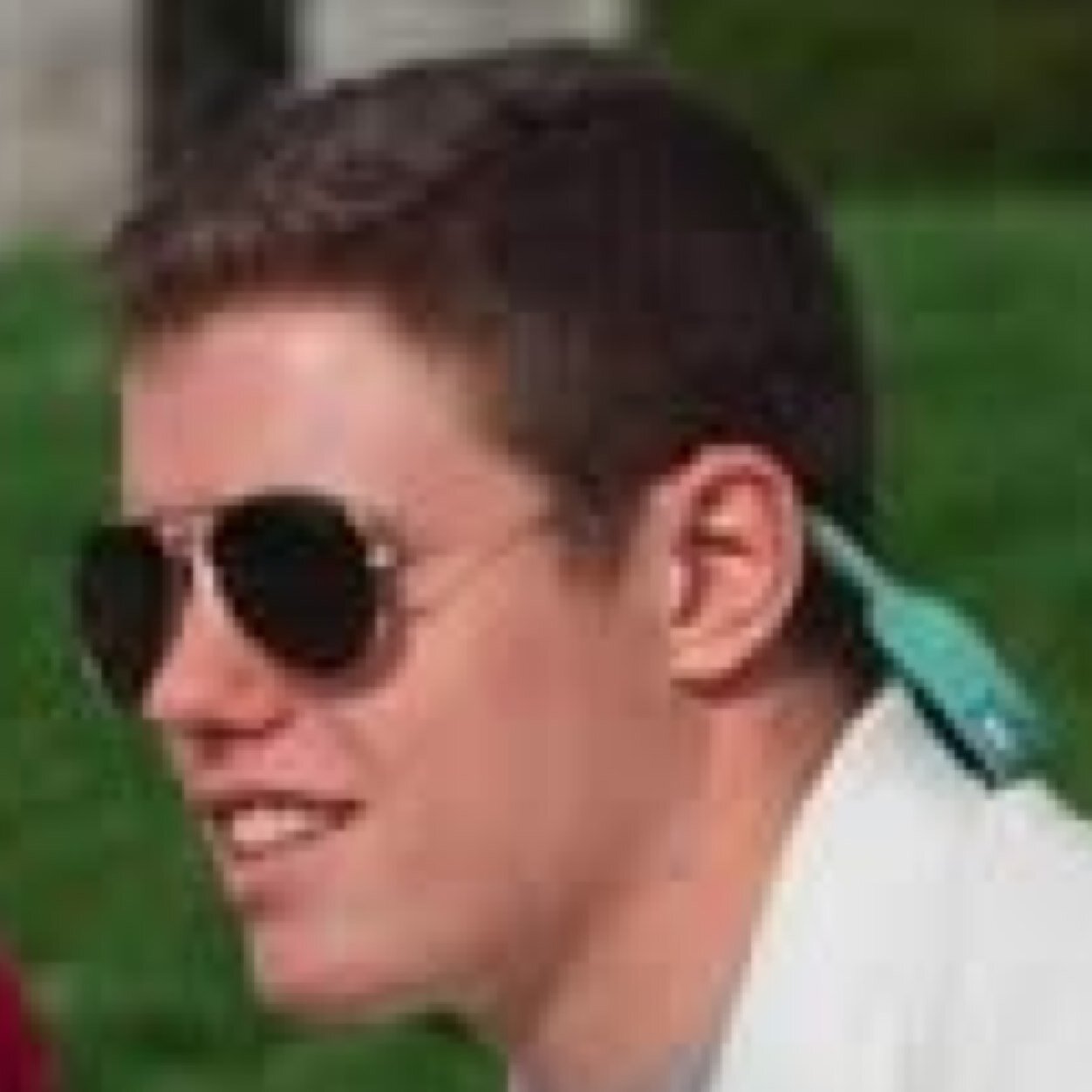 Tweeting the realitys of the frat life