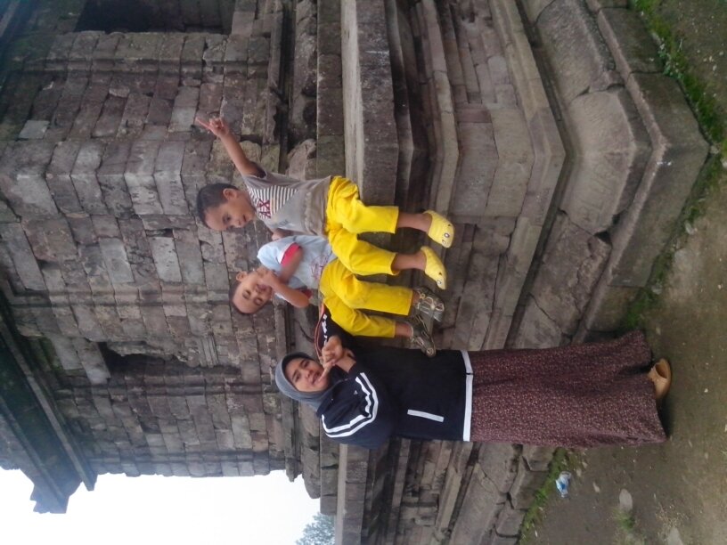 qomariyahms's profile picture. 