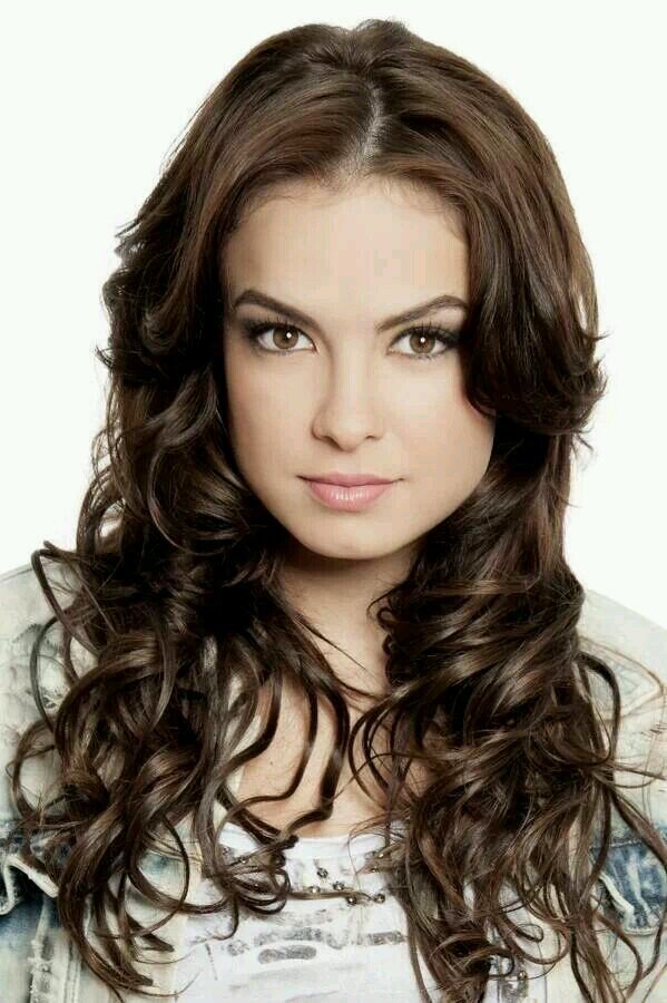 Este Fc e dedicado a nossa querida e amada @Lua_Blanco a pessoa que possui o sorriso mais lindo. Dona @thayna_LuAr,  Madrinha @LuAr_meu_mundoo