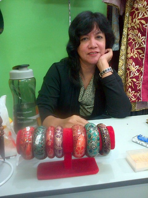 Rumah Batik Koe Dtc wonokromo lantai 3 blok A110-111 surabaya,pin bb 7D420922  hp/WA 081229740028 ( grosir & eser utk dlm kota,luar kota,& luar pulau)