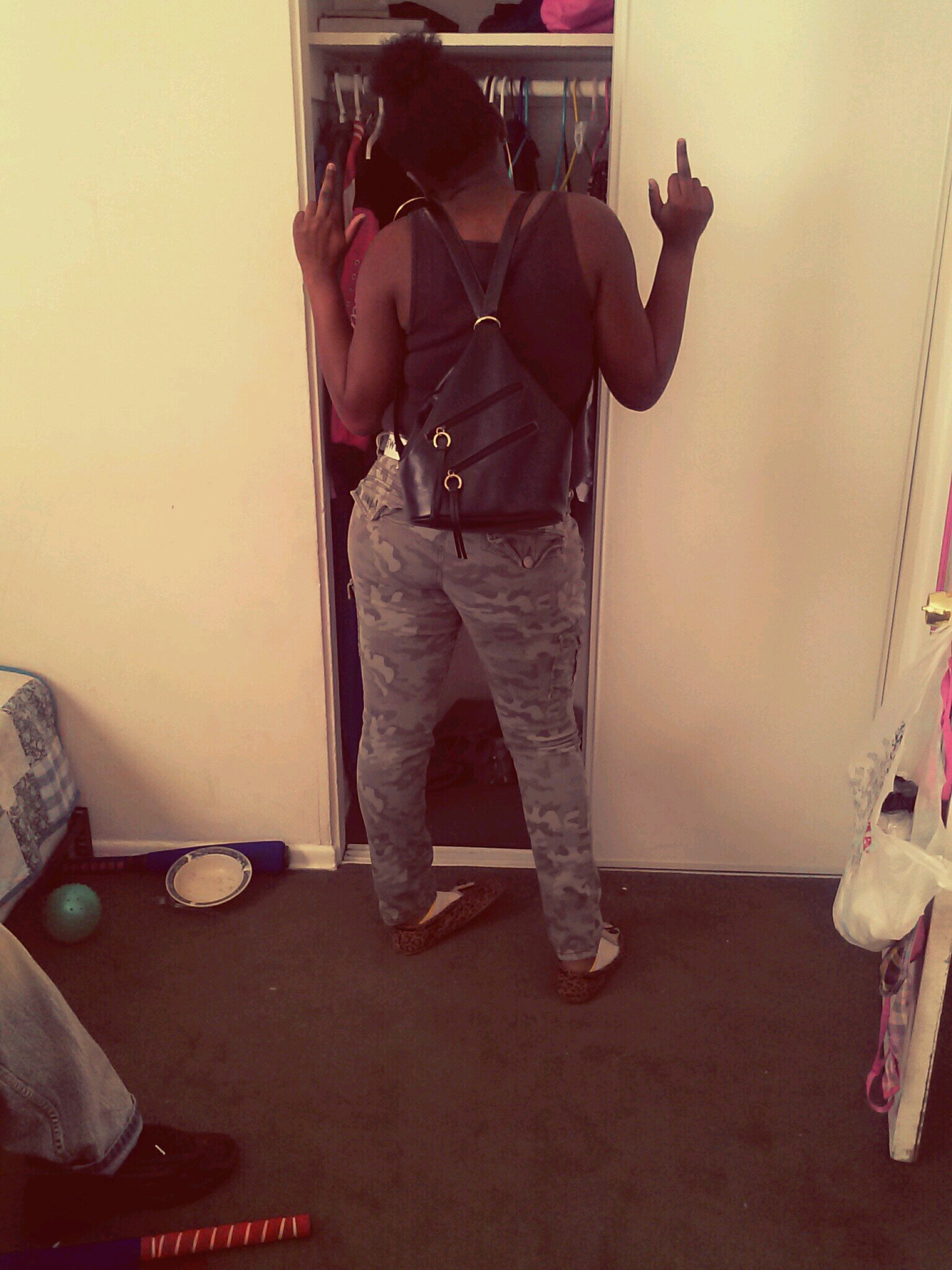 team darkskin so.u kno what's up flllw me on insta @_ndeaaaa_cherisee