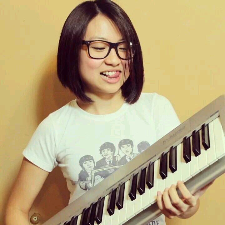 ibujennie's profile picture. Jennie from the box.