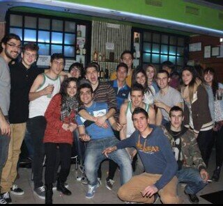 Javicg20's profile picture. Jugador del CDE Las Colonias.
Estudiante de la UCLM. Mis amigos por encima de todo. Siempre fuertes.
Enamorado del fútbol y del Real Madrid