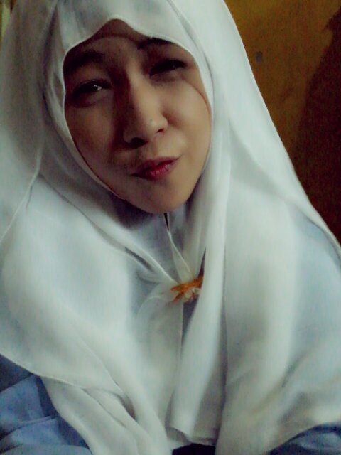 I'm TIA • July 13, 1993 • I ♥ my parents and my brother more than everything in my world • Always try to be perfect for my best friends and everyone ({})