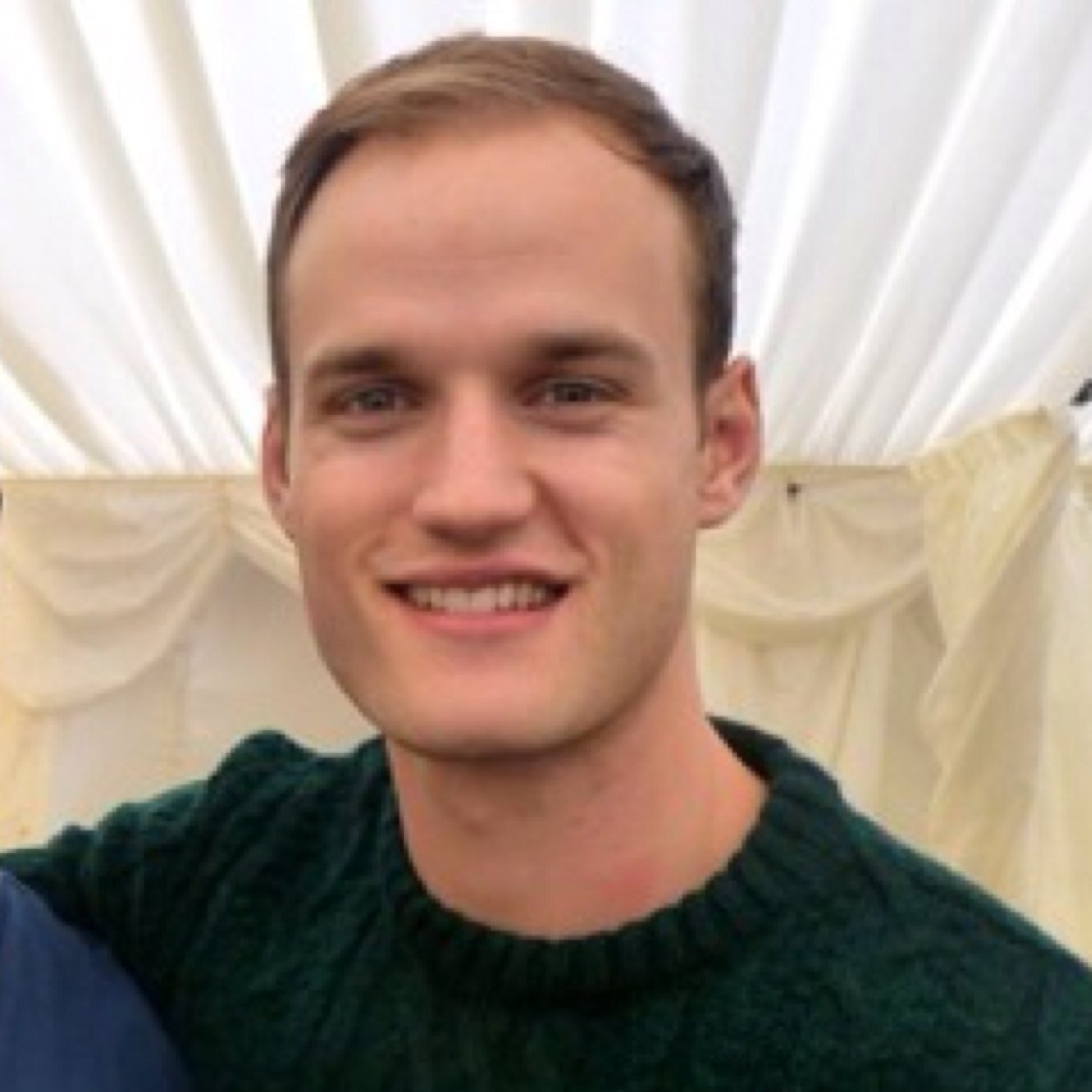 Founder at Playcake • Product Designer