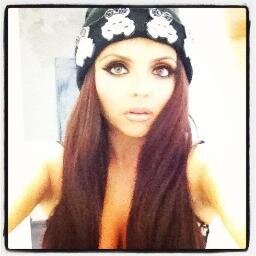 La musica deve averla inventata qualcuno che non ne poteva più di ascoltare gli esseri umani.jesy Nelson || little mix || 25012014 || sono di liam sorry ♥