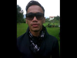 Muhammad Reza Anugrah (REZA Ngehe!) I'm a \m/ MC/HOST/Presenter and Drummer @LOLITA_BAND \m/ Cp:081213333413