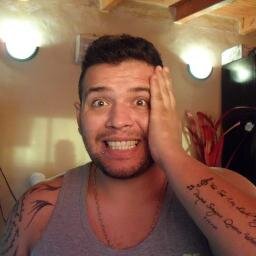 Tècnico de los Caligaris y baterista de Amarula una banda de delincuentes que nos animamos a todo...
