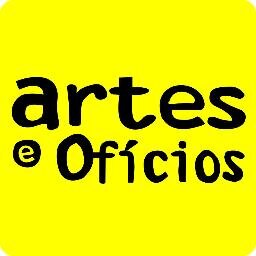 Artes e Ofícios Editora, fundada em 1991, em Porto Alegre, publica literatura, variedades, ensaios, livros e guias de viagem