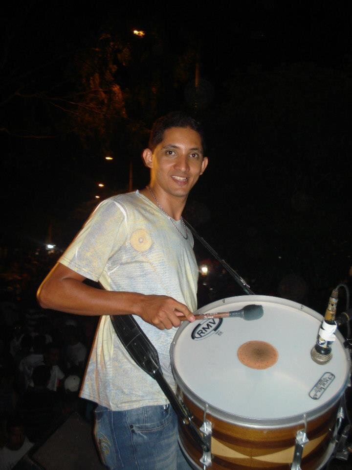 Sou Músico da região do Cariri e gosto de fazer amizades.