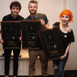 WE ARE PARAMORE.
@paramore .
~ If you want Im here @noisequeen_