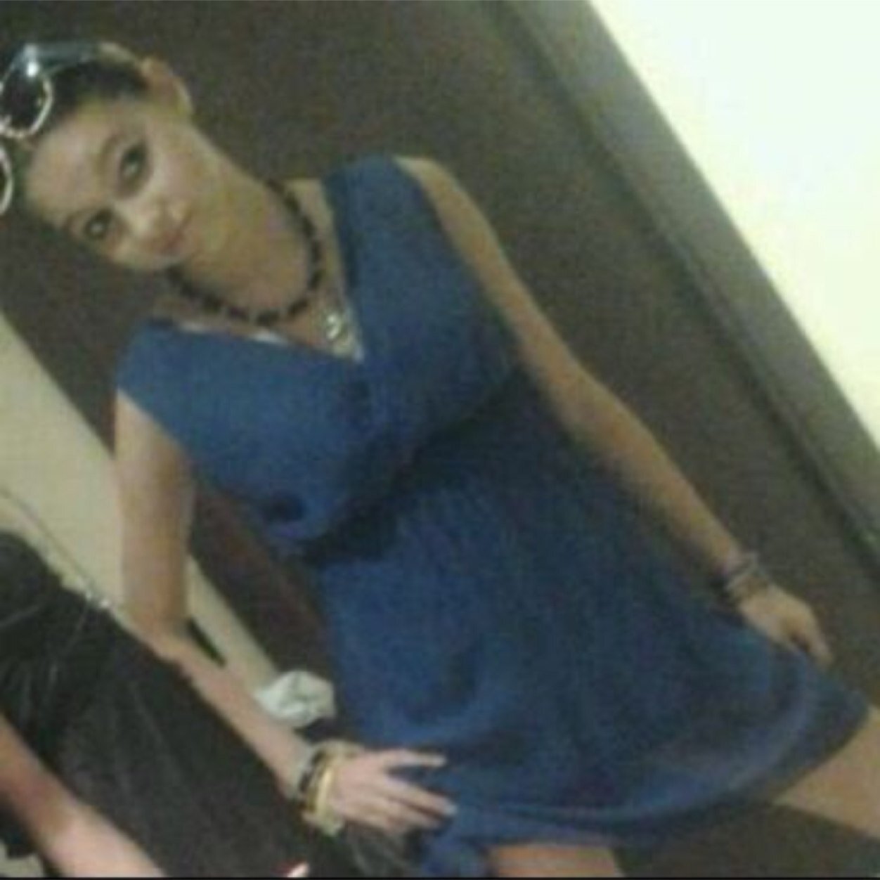 giomalik14's profile picture. he comes with his usual negative response ... you pretend nothing but inside you feel like dying ... run and cry, he'll stop following you and hugs you ... ♥ ️