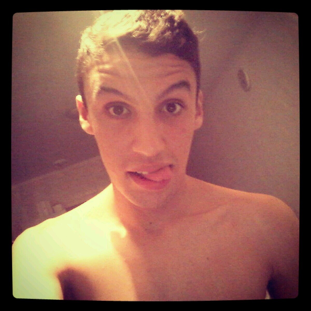 gaubs_hot's profile picture. ...............