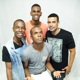 Twitter Oficial do Grupo Musical Grupo Desencana .Oficiais também: