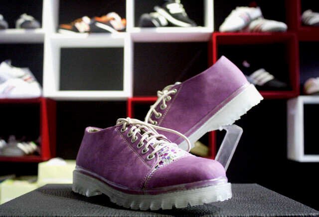 Jualan online sepatu,baju,dan sweater NO CANCEL ;) / menerima reseller :) pin: 28D088A1-21843393 /089665906240/089638787209 - 089657337491