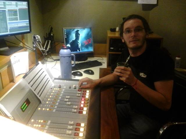 damiopera's profile picture. Piloto privado de Avion | Operador tecnico de Radio | Vale 97.5 | Pop 101.5 | Radio 10 | Fm Milenium |