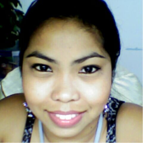 Hello peeps! I'm a nice, kind hearted person...I don't bite, I swear I don't..... rawr!