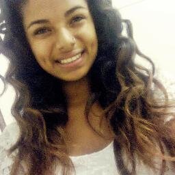- 16 Aninhos , SãoPaulina , Paraibana e Namorando  ! . . . - O segredo é ignorar tudo o que te faz mal.. '