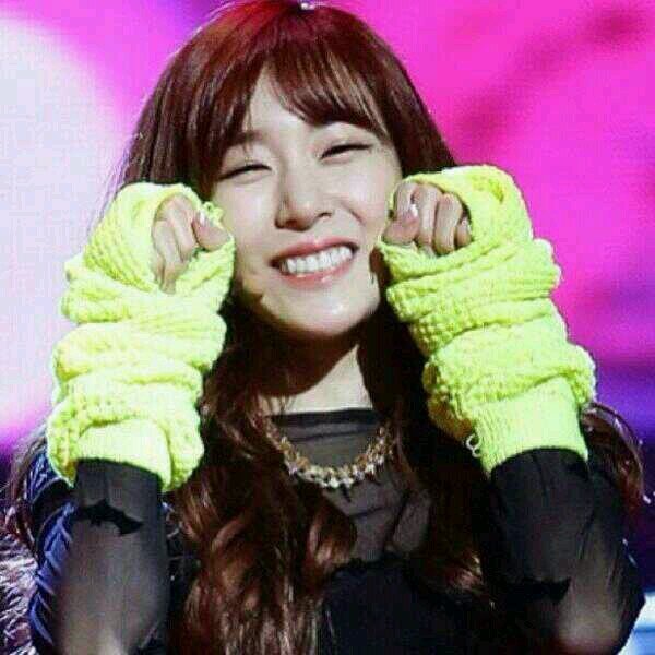 SNSD Tiffany bot/2014.01.26~                                                 ALL対応/大親友→@onew_x