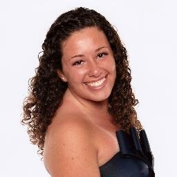 marisabunis's profile picture. copywriter. curly hair enthusiast.