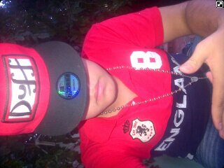 yazzni10's profile picture. 