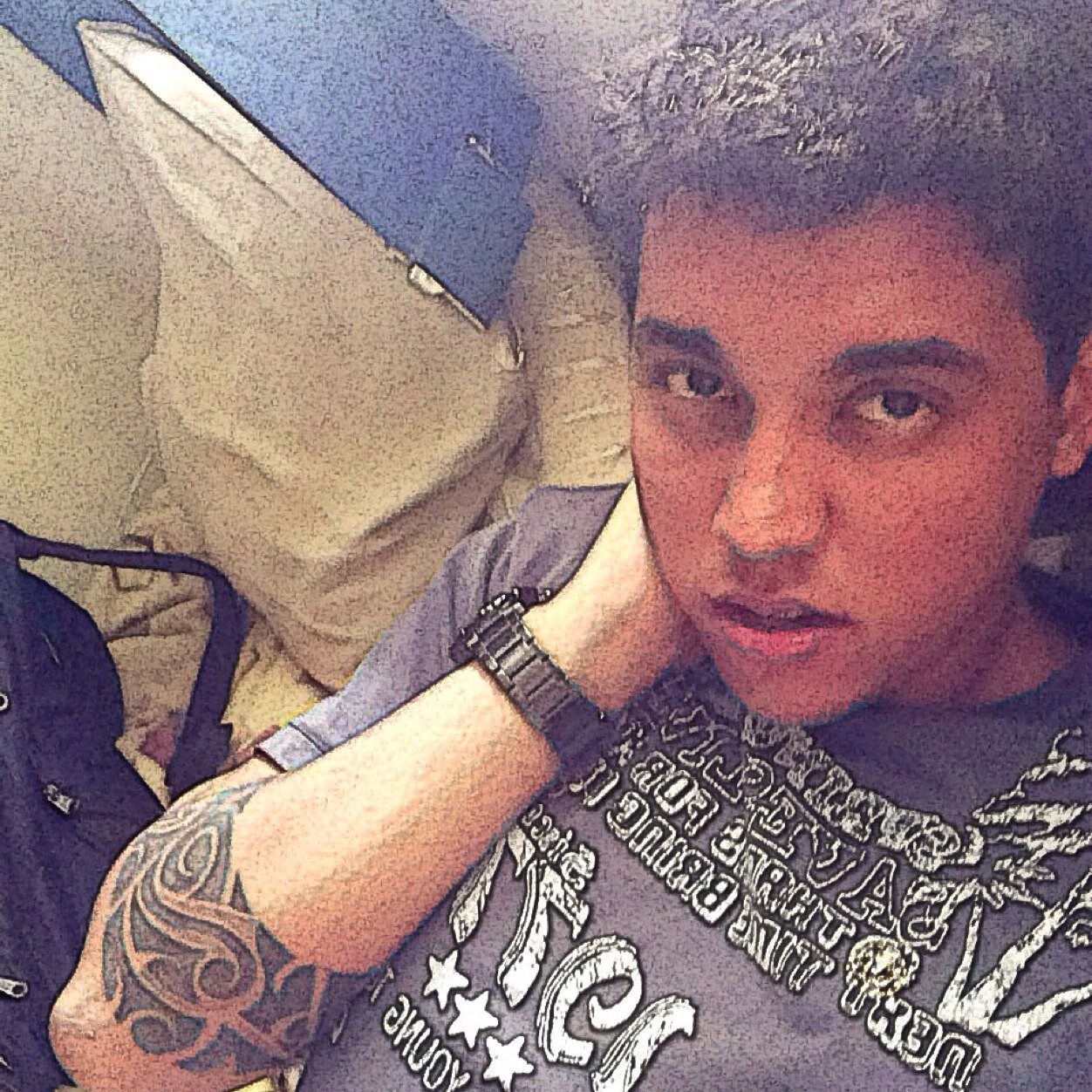 Moreninho, 20 anos e gente boa :))