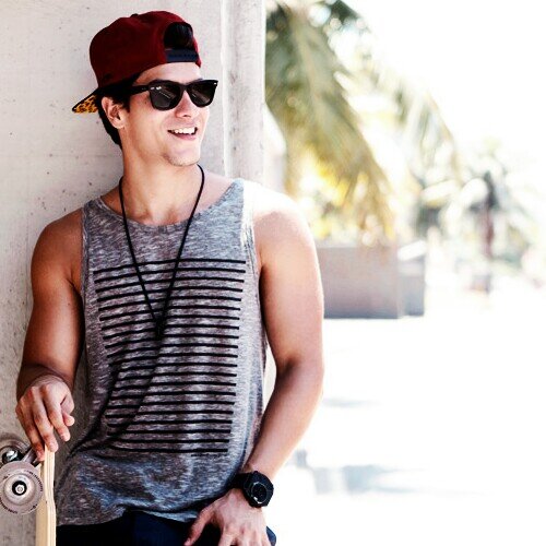 Sempre soube que era amor vc foi me conquistando cada dia mais e hoje vc é o motivo do meu sorriso... Te Prometo Amor Eterno Arthur Aguiar... ♥ Meu Orgulho  ♥