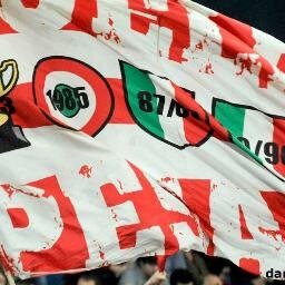 i_love_ste_gioc's profile picture. Metalhead, pazzo per la @VLPesaro , simpatizzante dei @celtics