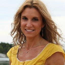 Owner of At Wave's Edge Real Estate and Vacation Rentals. Teach RE courses for Carteret and Craven Comm. Colleges. Selling Condos to Castles!