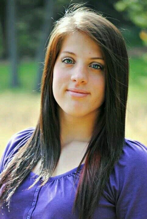 Senior 
17 
 singlee. ✌
follow me i follow back
I love motorcross ✊
 cocoa is my babygirl !