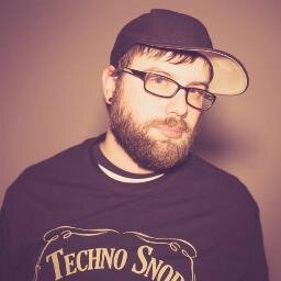 Techno/minimal Producer|DJ from Detroit, MI.  Have Releases on Label,The Seed & Berlin Aufnahmen. For bookings and other info: http://t.co/NNRKj9nxRy