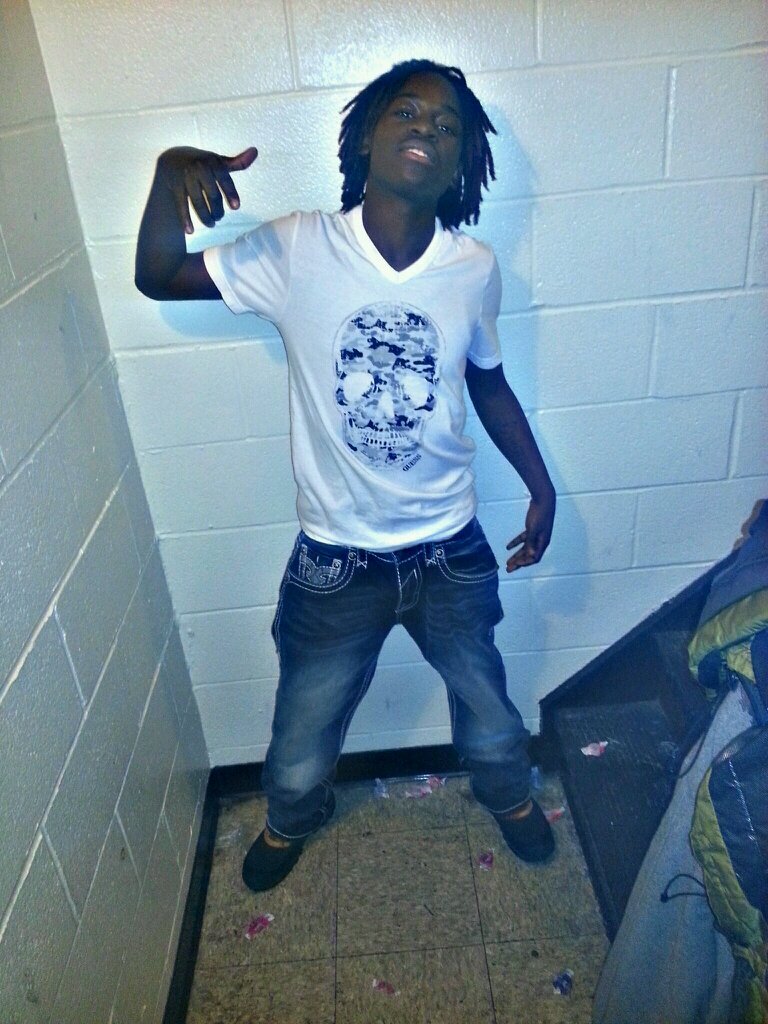 Dat_boy_dwizz's profile picture. Live life without a minute wasted because deaf can happen any second