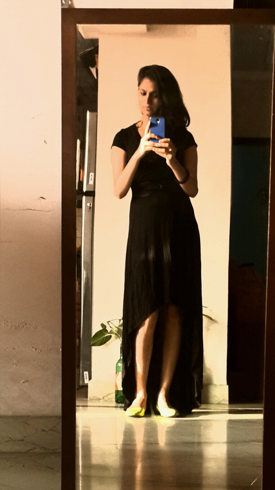 Marketing Professional, Fashion/Art Lover, Moody and Straightforward !!!