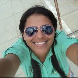 Renda-se, como eu me rendi. Mergulhe no que você não conhece como eu mergulhei. Não se preocupe em entender, viver ultrapassa qualquer entendimento.