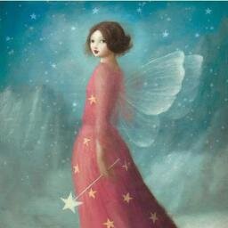 MagoCarranza's profile picture. Edito en sueños, imprimo en la vida real. Para aprender, busco fuera de mí. Para encontrar, busco en mi interior. Inadaptada terrenal.