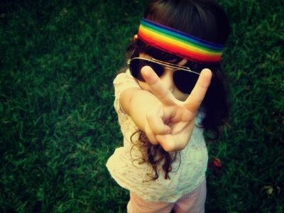 Paz, amor, liberdade, criatividade, arte, filosofia, música, conhecimento, revolução, pacifismo, enfim, isso é Pensamento Positivo!!