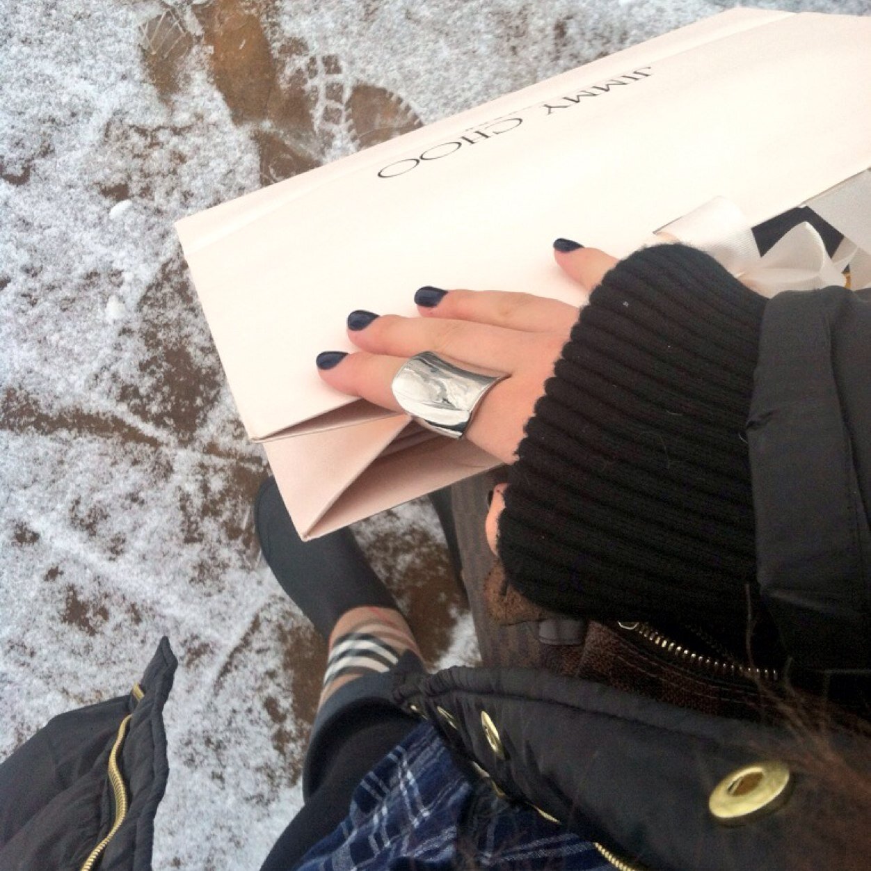 Tea_and_Vogue's profile picture. An avid Vogue reader, tea drinker and teenage fashionista.