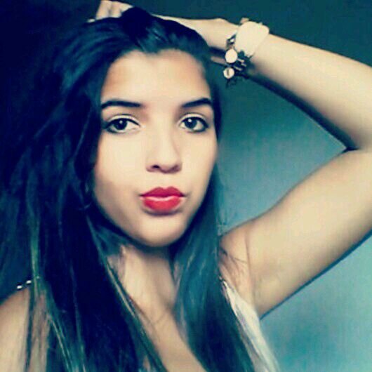 Aquelα que vc fαlα mαl, pαgα-pαu e fαz iguαl '
 Siimplees αssiim ~
 Twittando até o fim! ;p