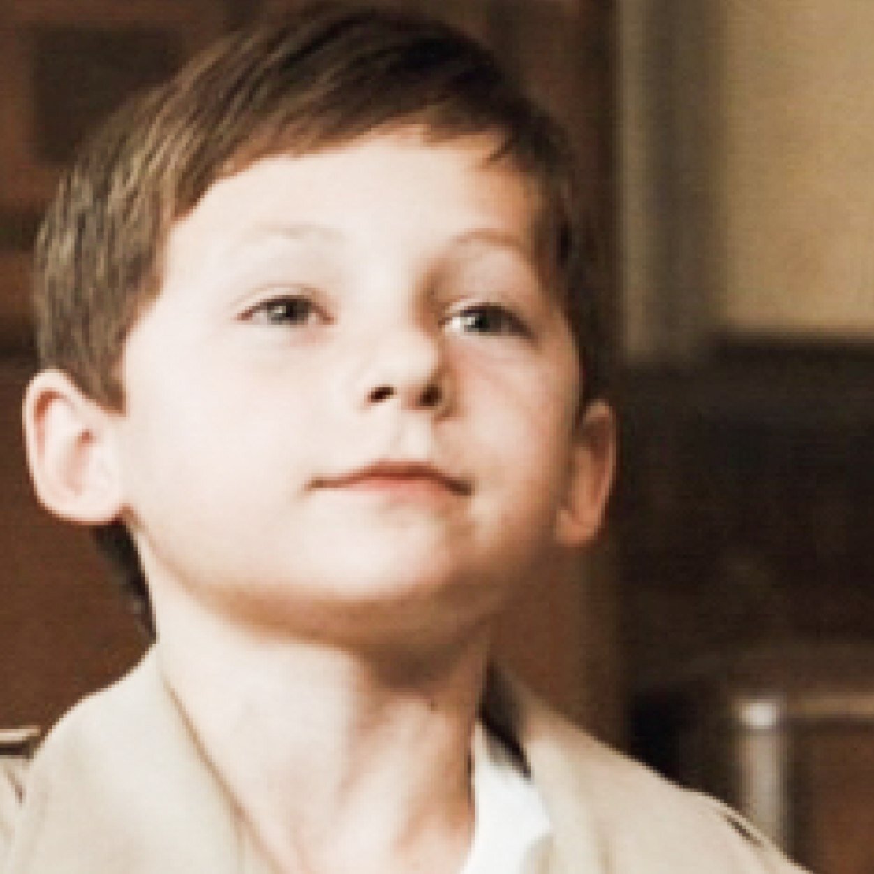 ToddlerHenry's profile picture. Henry Miws! I like playing dinasours, rawwr. #RP