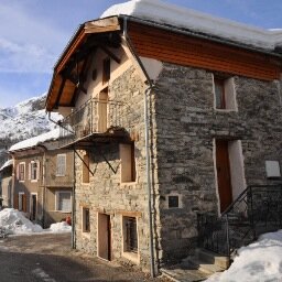 8 person chalet . St Martin de Belleville.  Perfect for immediate access to the 600km of piste in The Three Valleys. Winter or Summer fun.